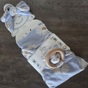 Toby Girl Baby Swaddle Set Bow Headband And Teether 30" x 40" Blue Daisy Floral